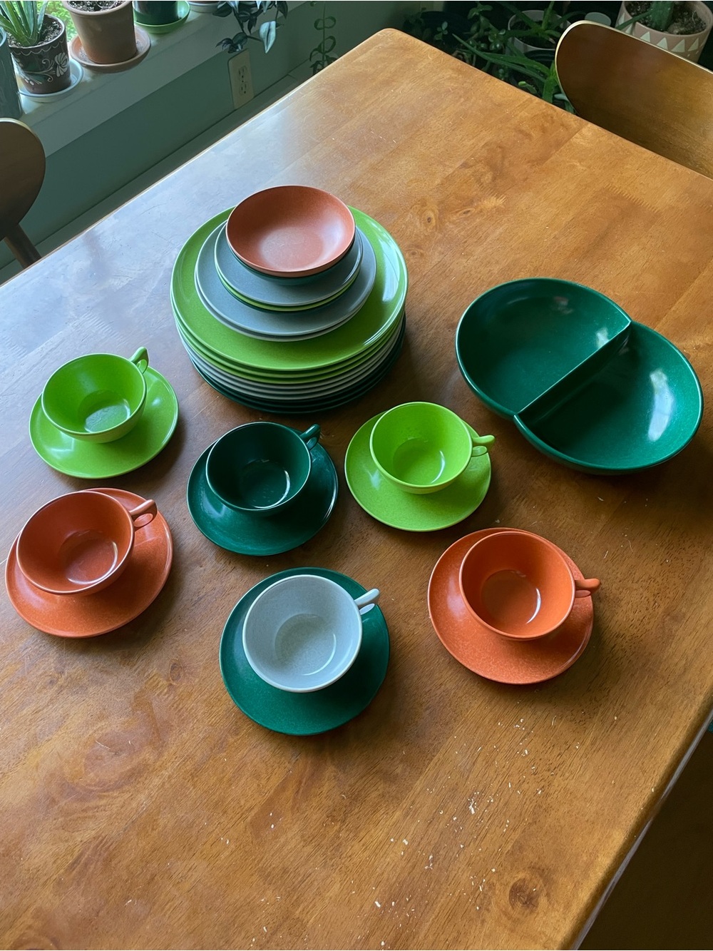 Lot of 25 Vintage Branchell Color-Flyte Melmac Dishes Plates Cups Dinnerware MCM